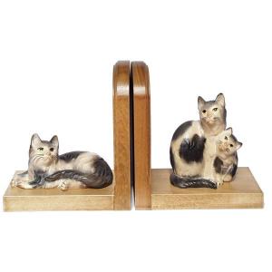 Pair bookends with cat lying 9171 6 cm (2½ inch) and group of 2 cats 9173 10 cm (4 inch)