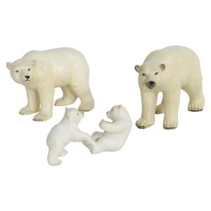 Group of 4 polar bears